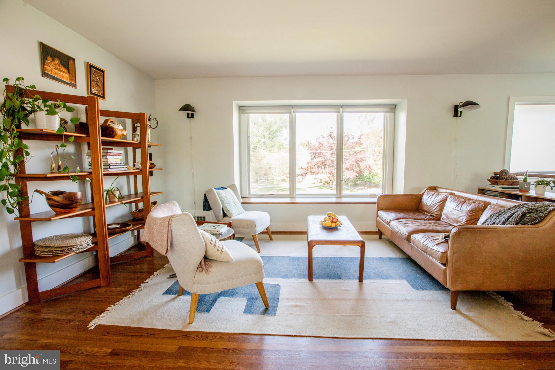 VIENNA WOODS - Residential