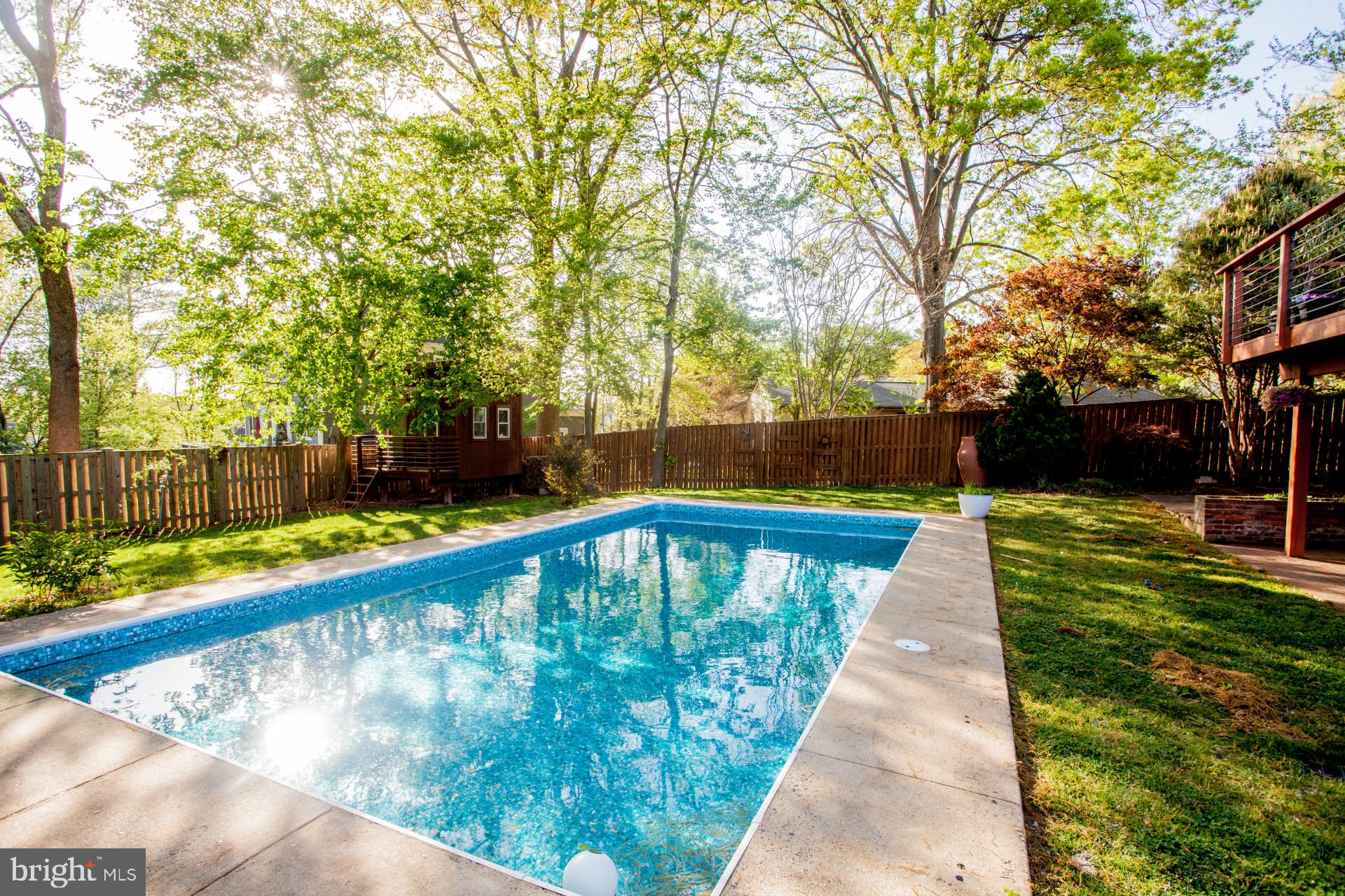 VIENNA WOODS - Residential