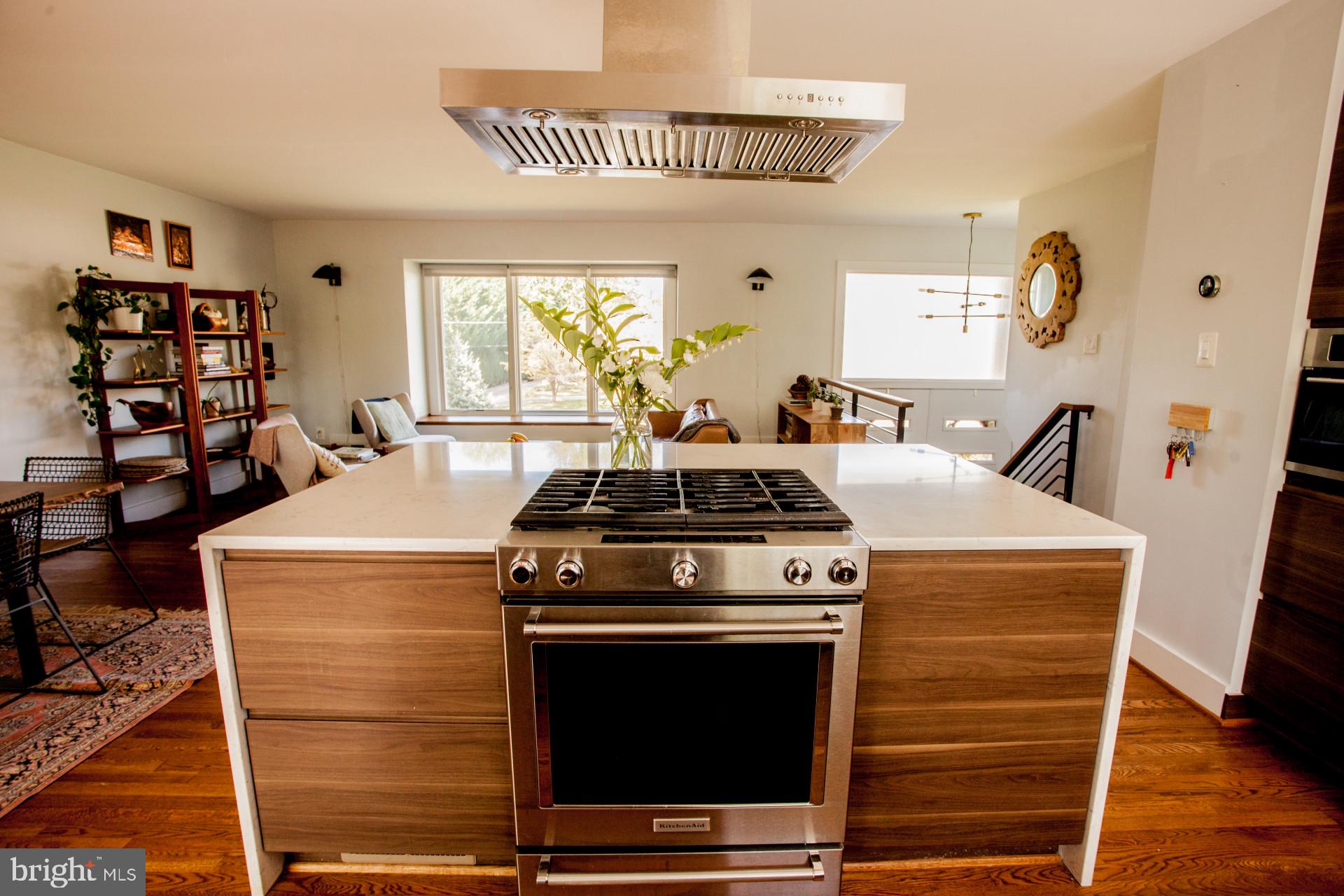 VIENNA WOODS - Residential