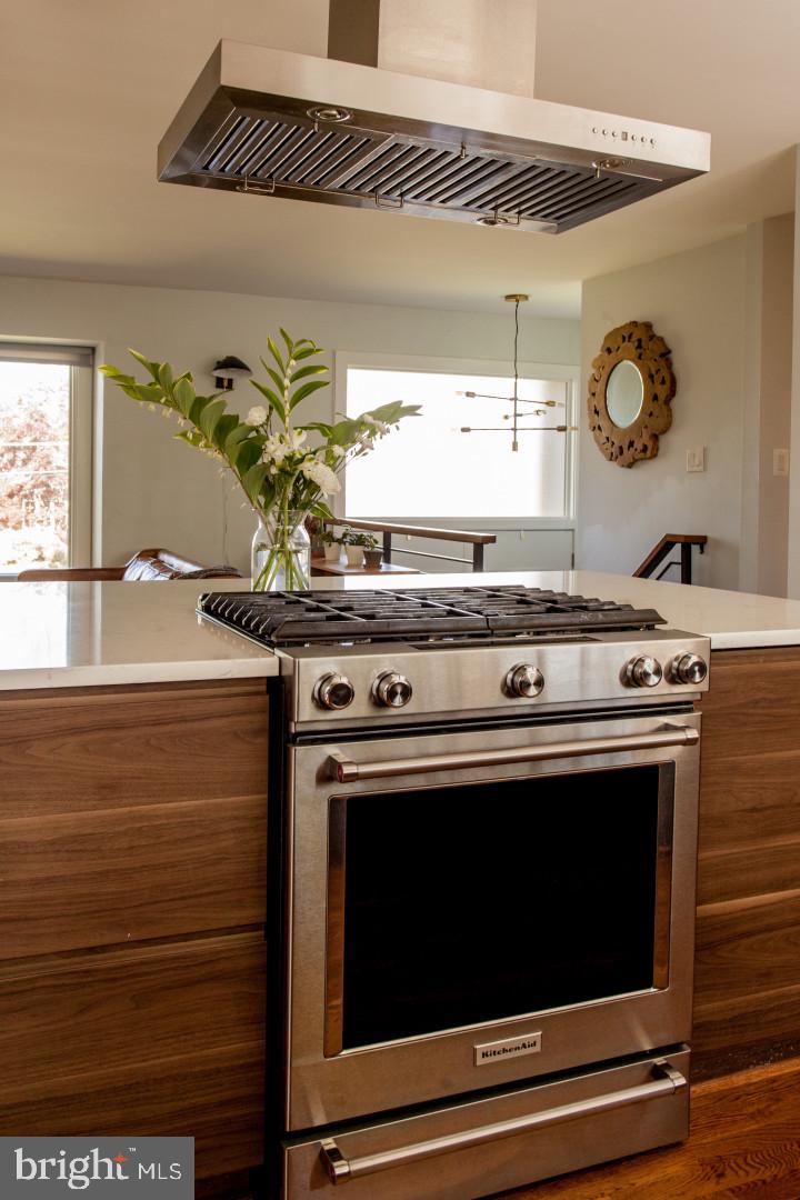 VIENNA WOODS - Residential