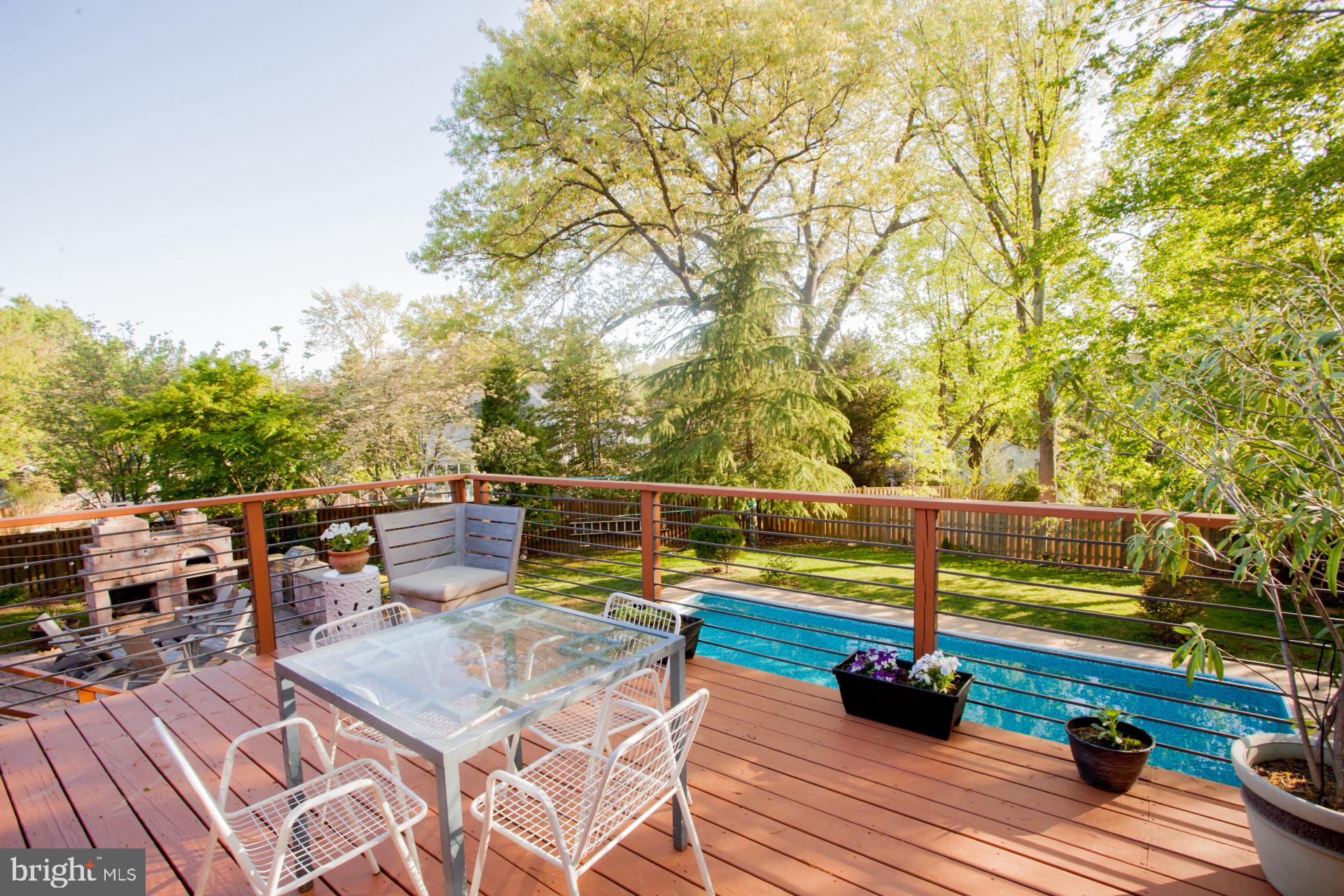 VIENNA WOODS - Residential