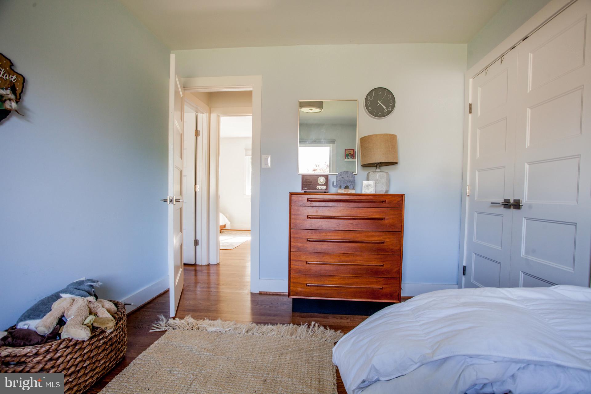 VIENNA WOODS - Residential