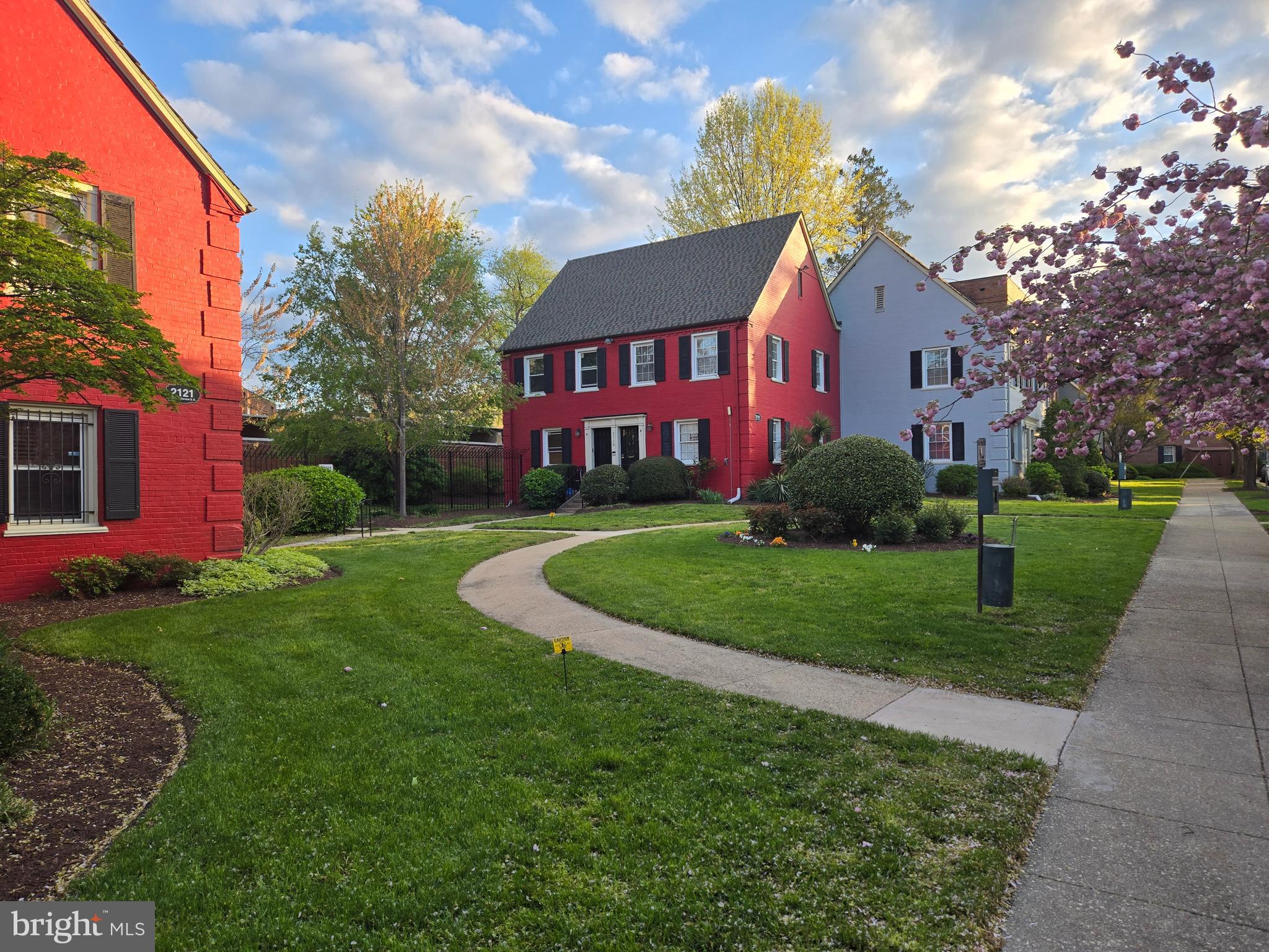 2125 SUITLAND TERRACE SE 101