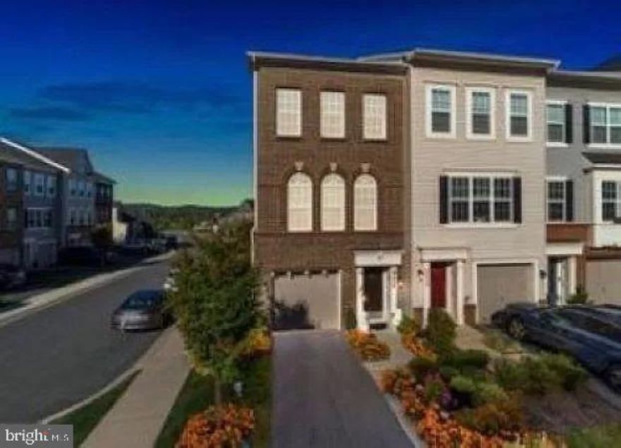 Luxurious end unit townhome with mountain views! Open main living area, perfect for hosting holidays. Spacious kitchen with a huge island, pendant lights, wood cabinets, granite countertops, stainless steel appliances. Newly built deck for grilling, plus a covered lower deck. Gleaming hardwoods, massive Primary Suite with en-suite bathroom, another large bedroom with en-suite bath.  Lower level bedroom (or family room) with half bath.   Attached one-car garage, driveway parking. Jefferson Place amenities: clubhouse, fitness center, pool, playgrounds. Minutes to major roads, shopping, restaurants, downtown Frederick. Ultimate luxury and convenience in one home.  Carpet upstairs to be replaced! 

Owner pays HOA. Renter's responsible for other utilities.