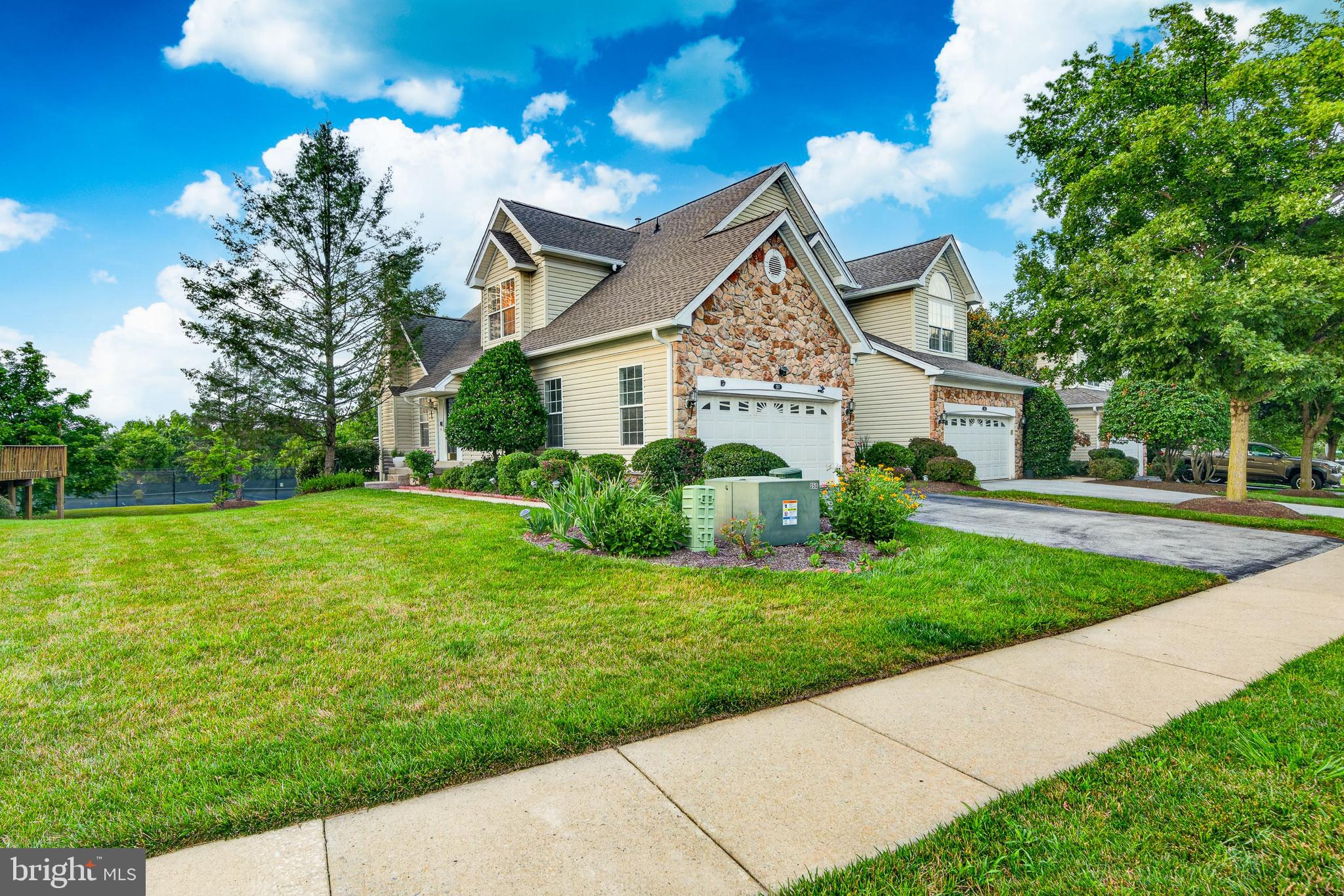 247 SILVERBELL COURT