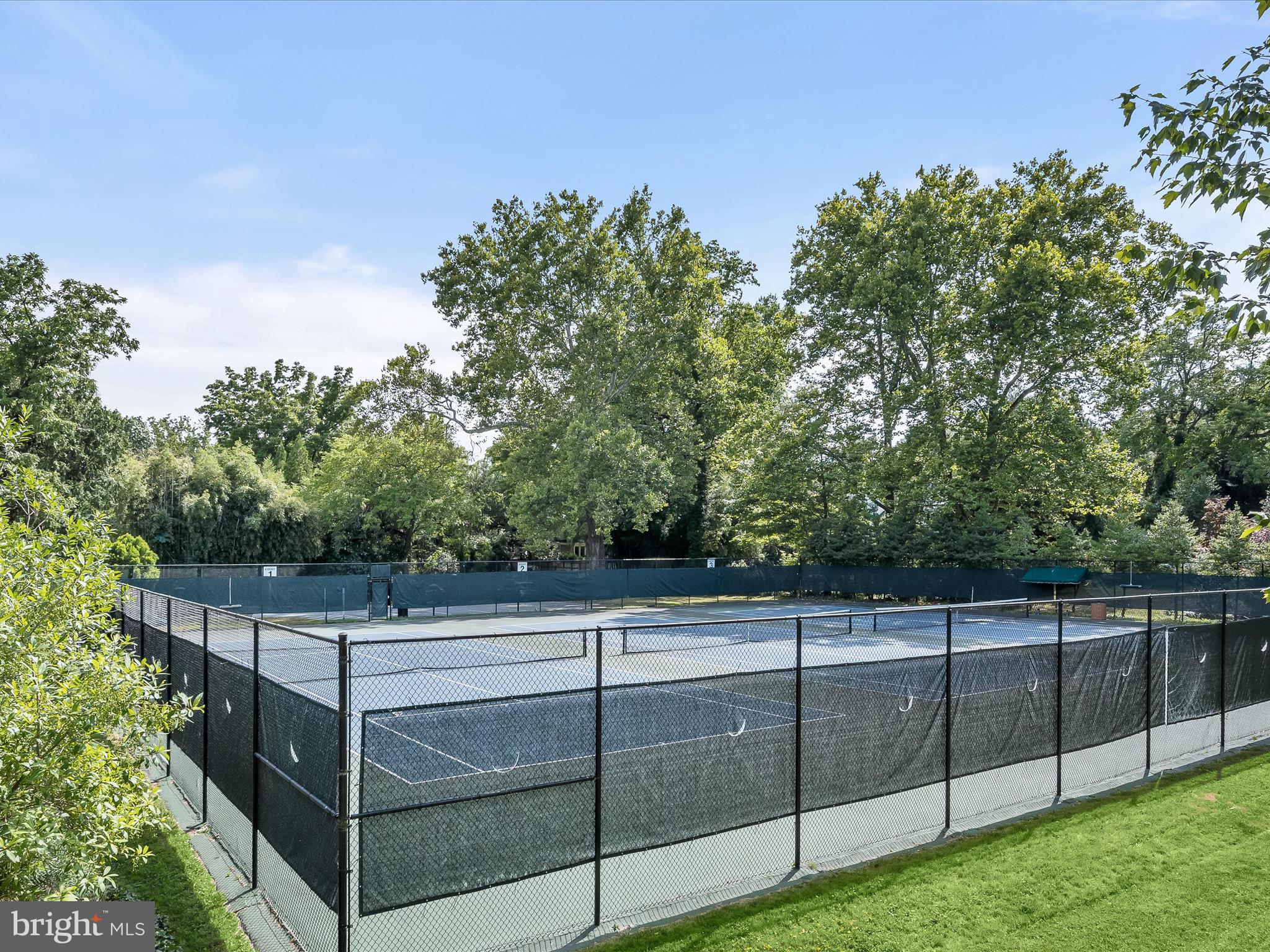 SOMERSET HEIGHTS - Residential