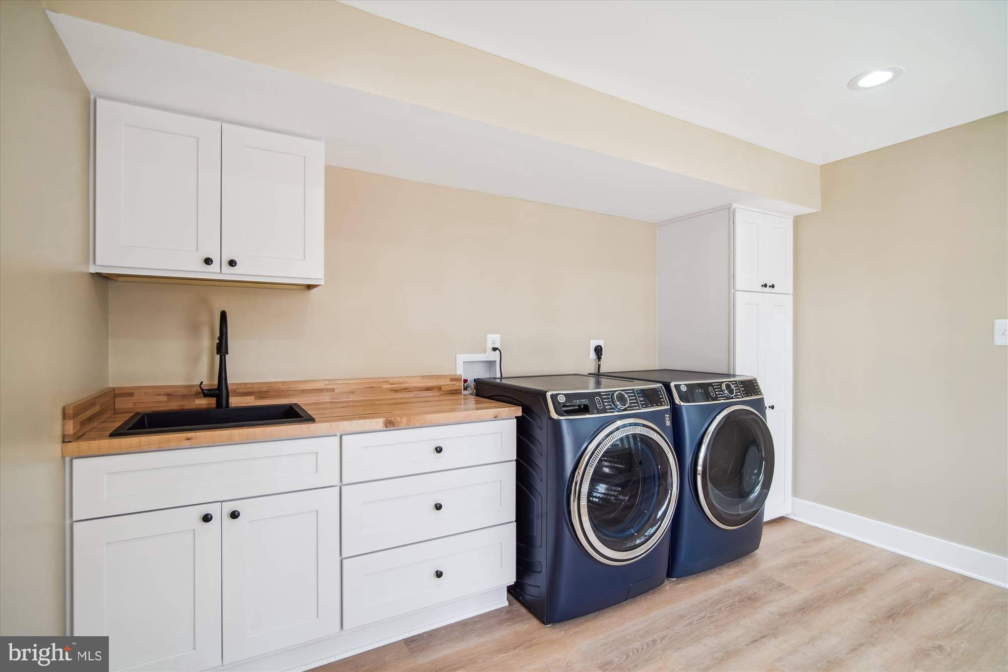 NORTH BEACH PARK - Residential