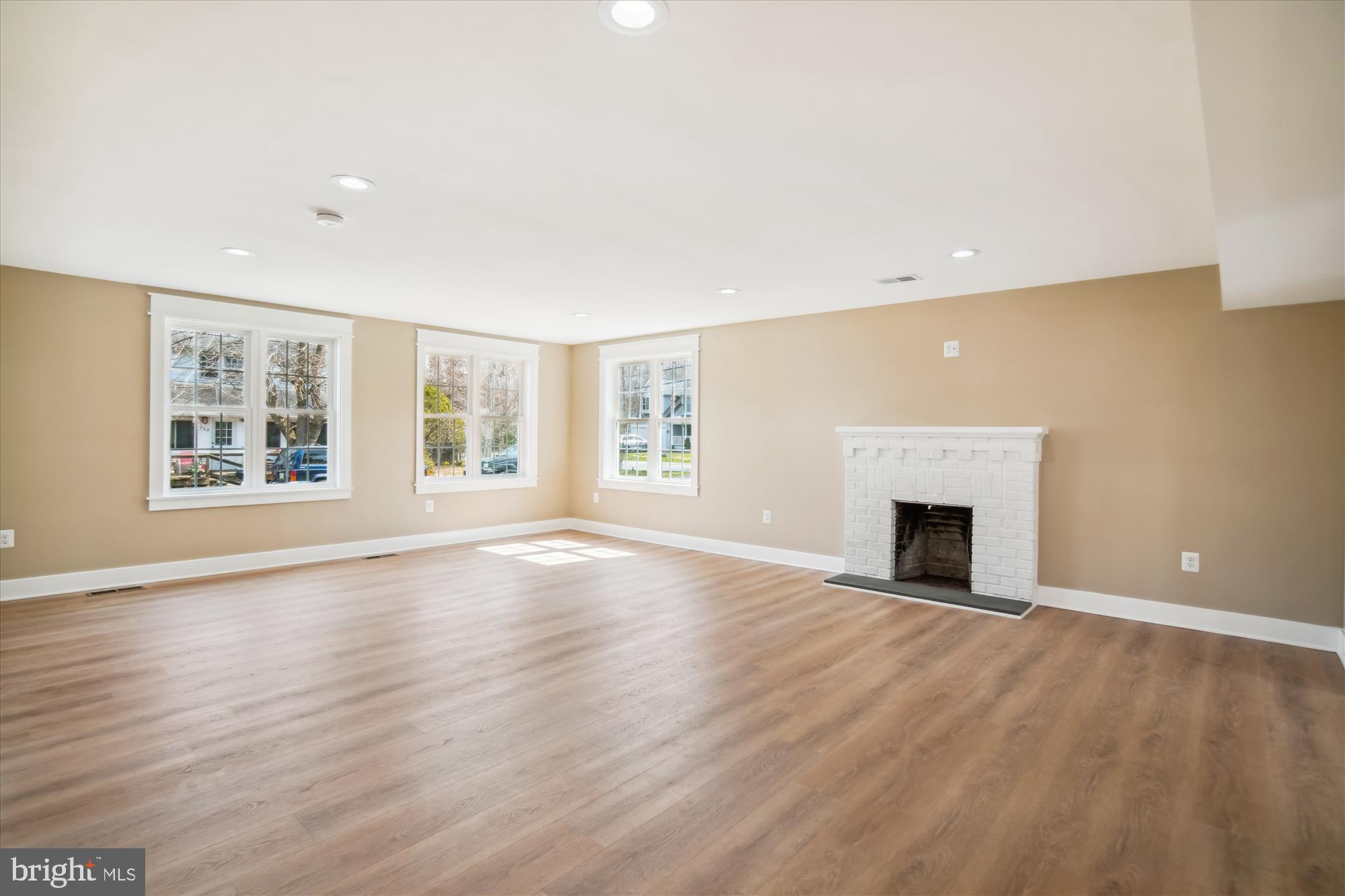 NORTH BEACH PARK - Residential