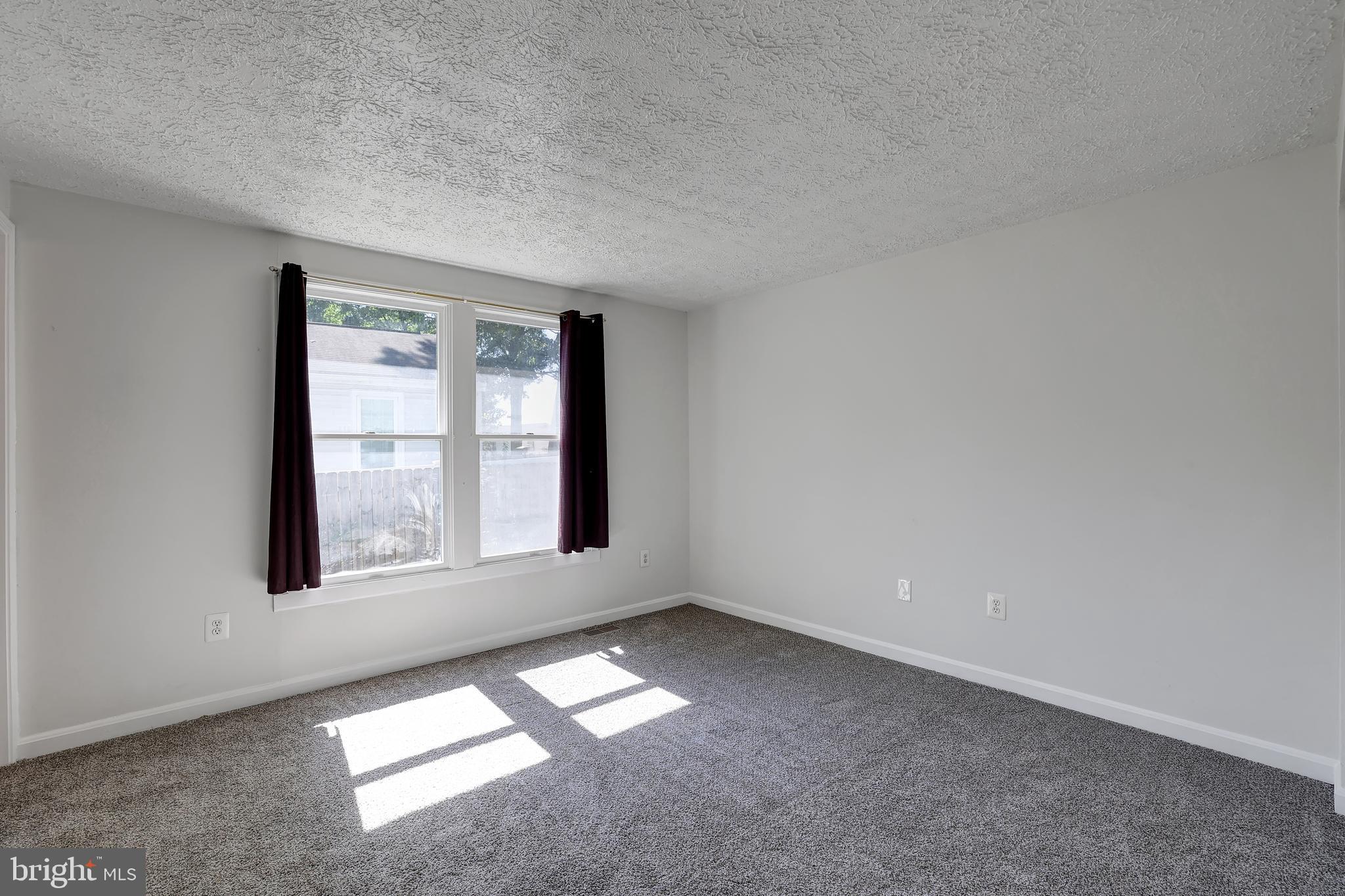 OAK GROVE - Residential