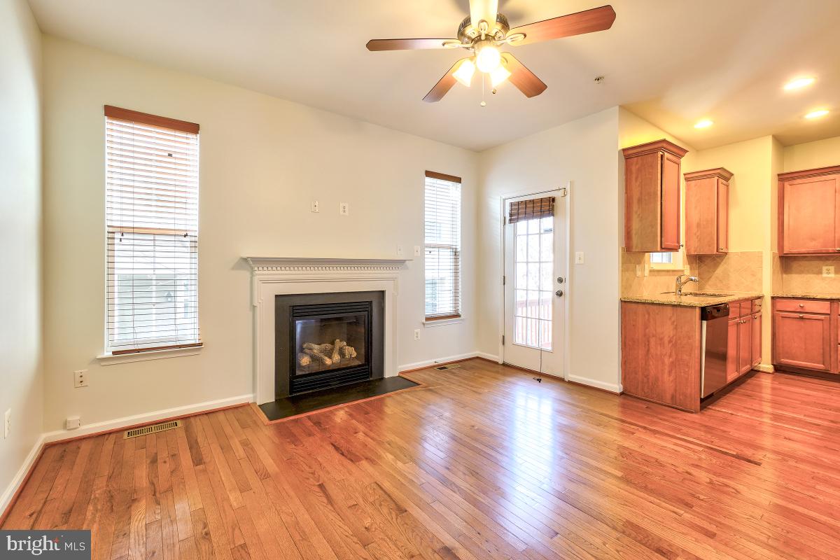 GATEWAY COMMONS - Residential