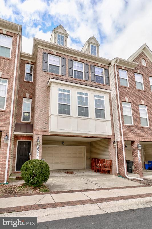 GATEWAY COMMONS - Residential