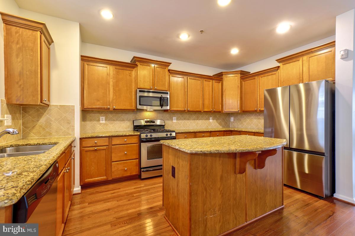 GATEWAY COMMONS - Residential