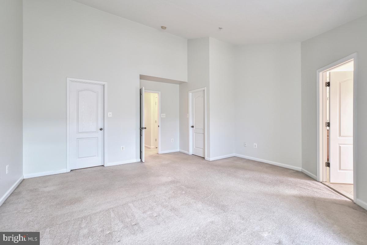 GATEWAY COMMONS - Residential