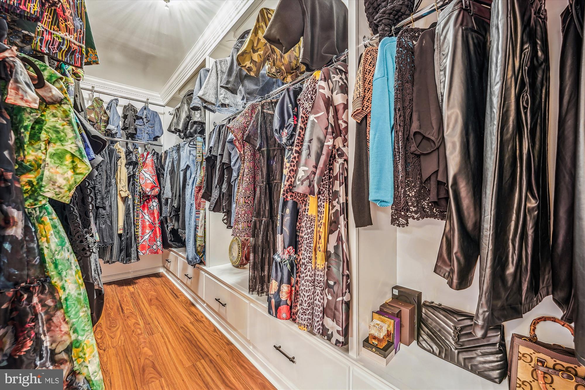 BEACON HILL ESTATES - Residential