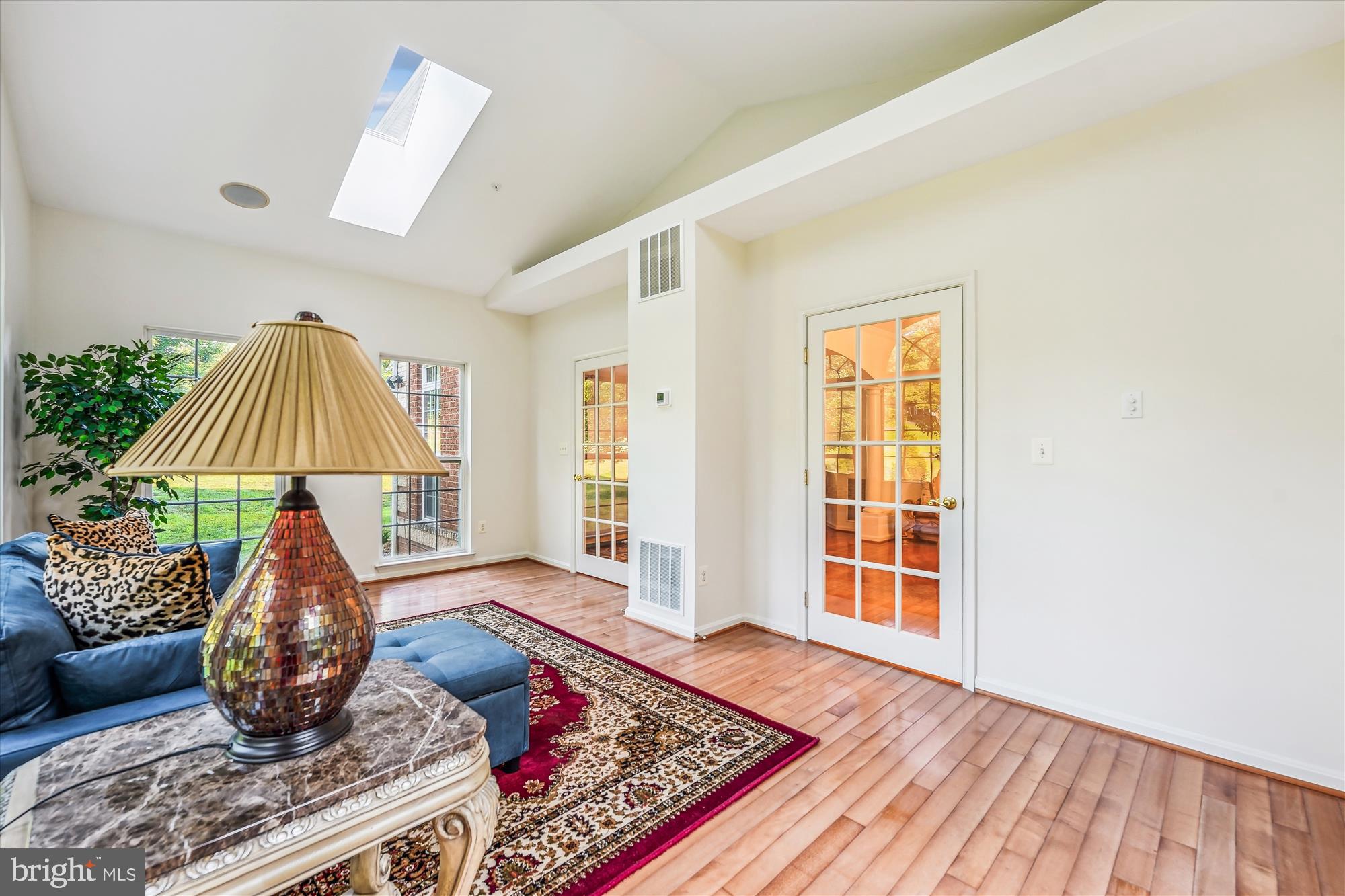 BEACON HILL ESTATES - Residential