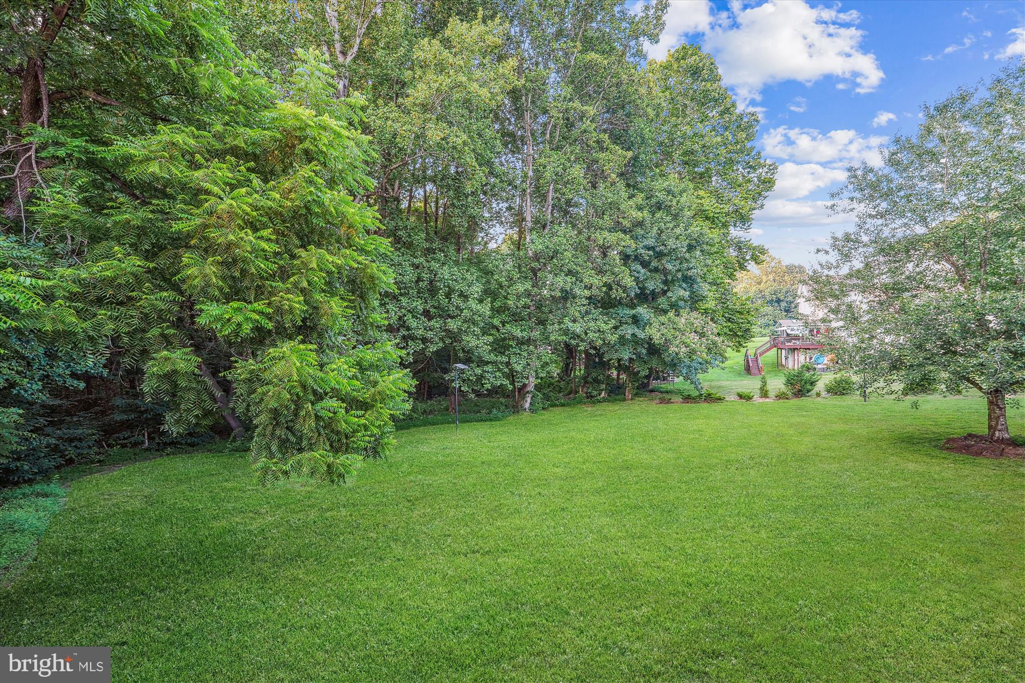 BEACON HILL ESTATES - Residential