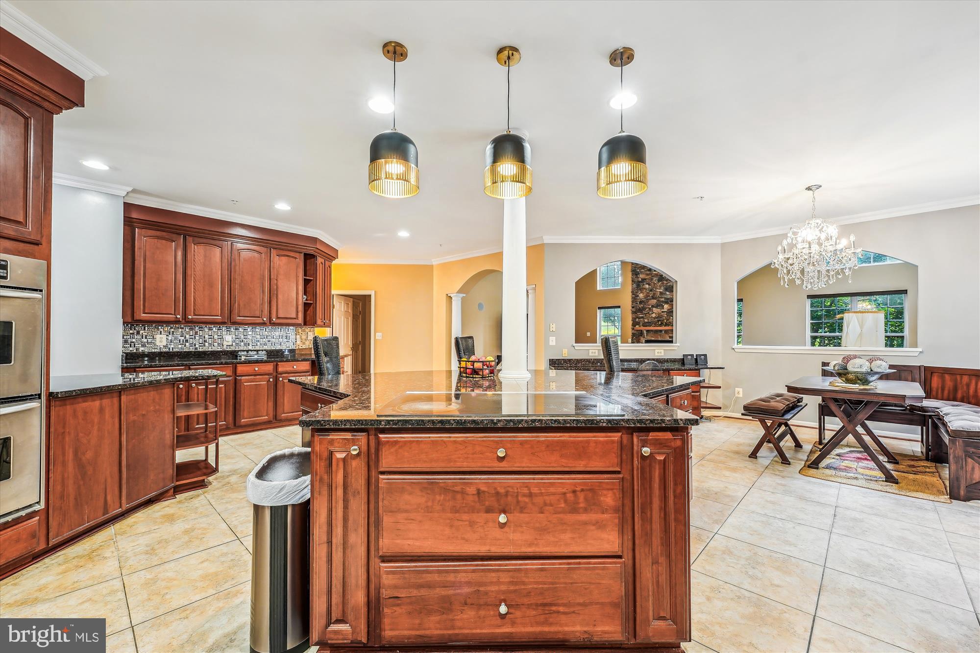 BEACON HILL ESTATES - Residential