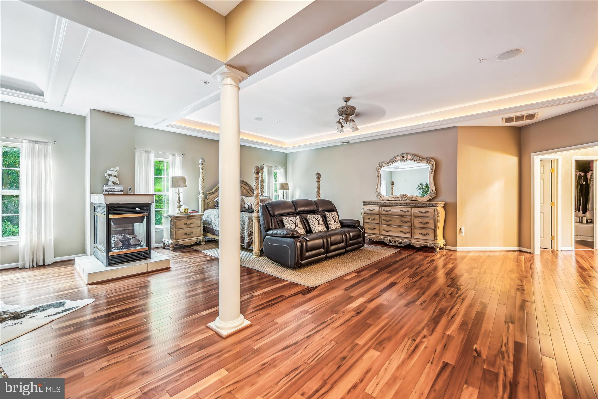 BEACON HILL ESTATES - Residential