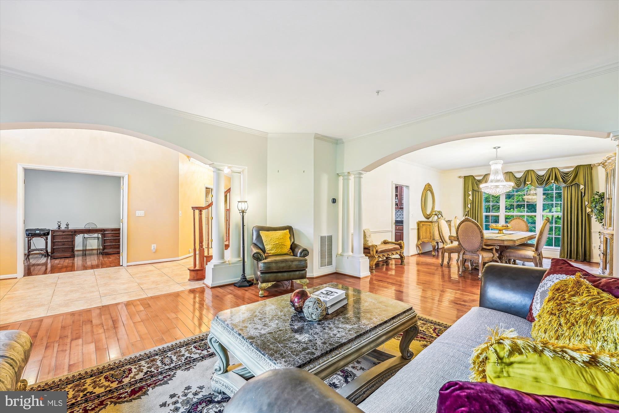 BEACON HILL ESTATES - Residential