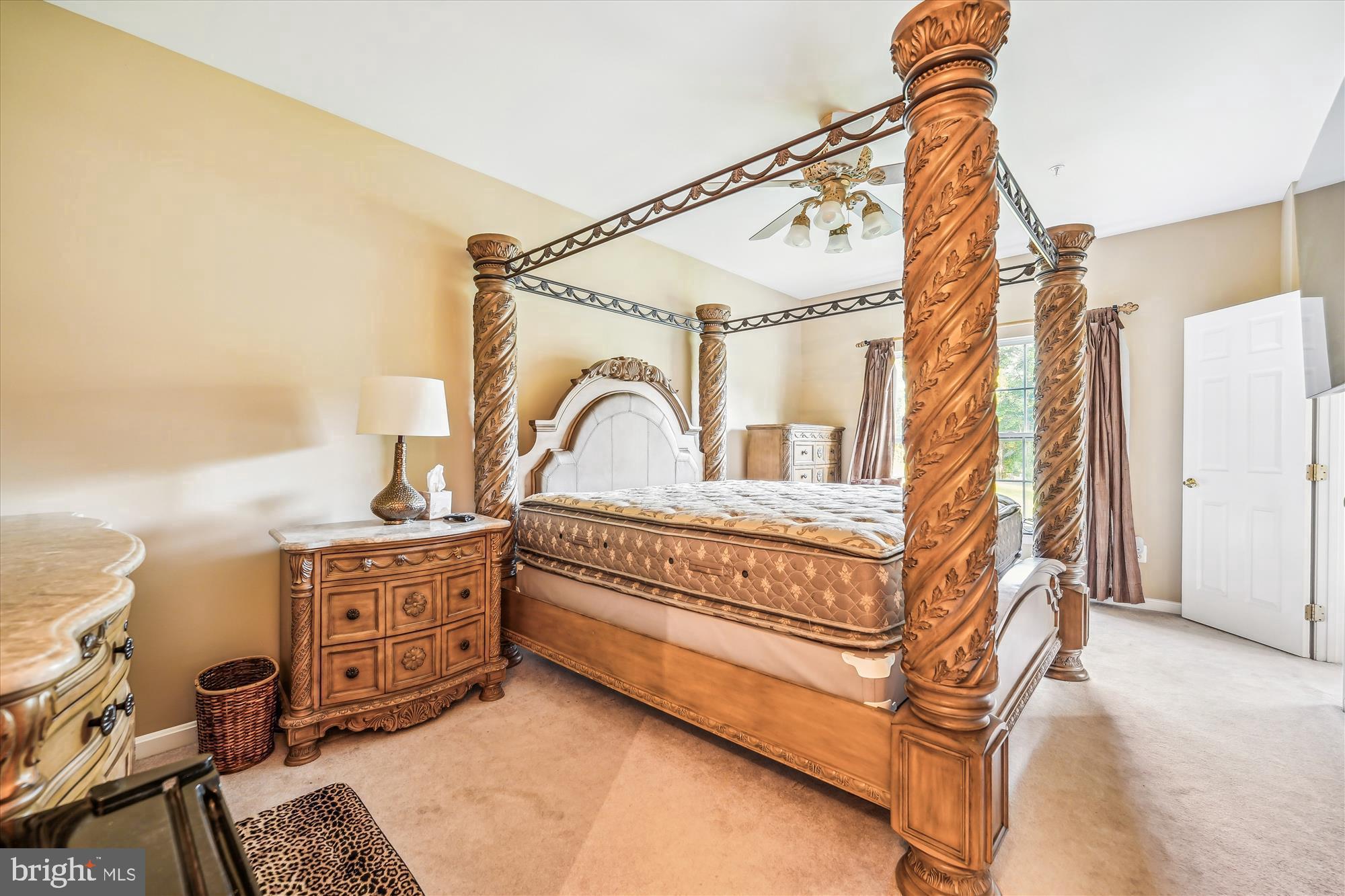 BEACON HILL ESTATES - Residential