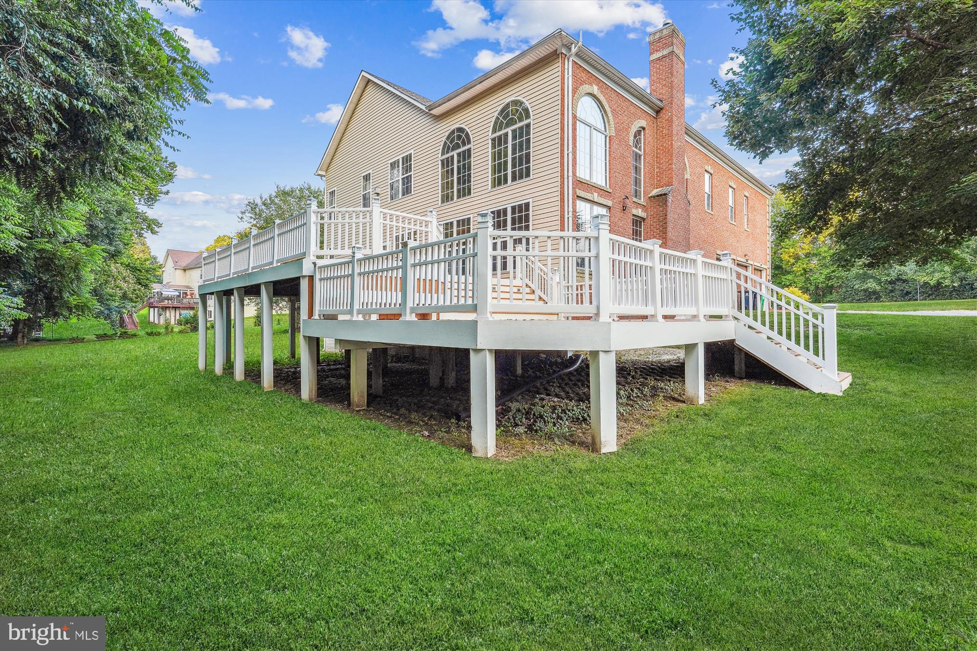 BEACON HILL ESTATES - Residential