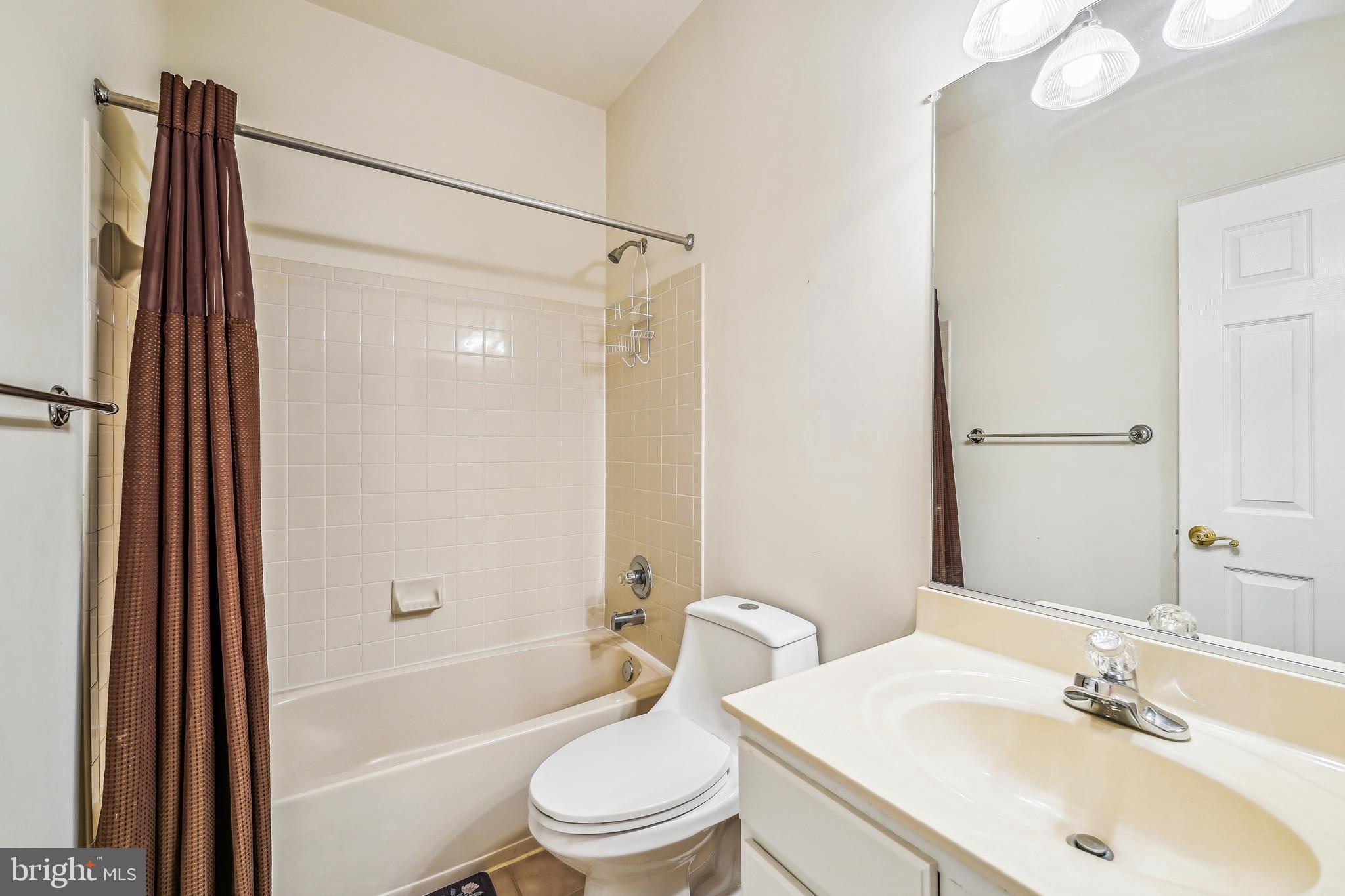 BEACON HILL ESTATES - Residential