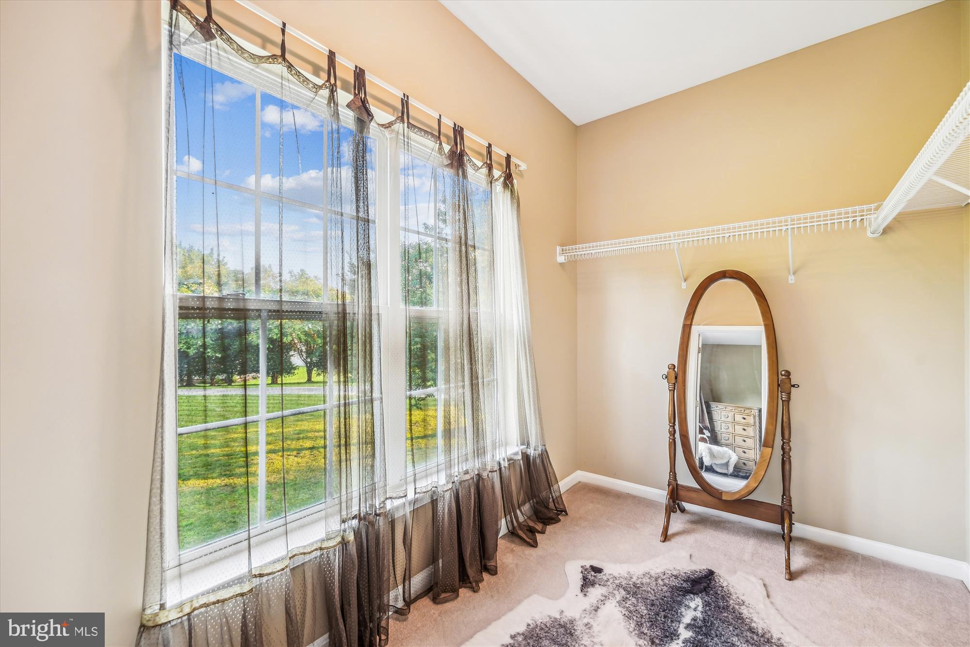 BEACON HILL ESTATES - Residential