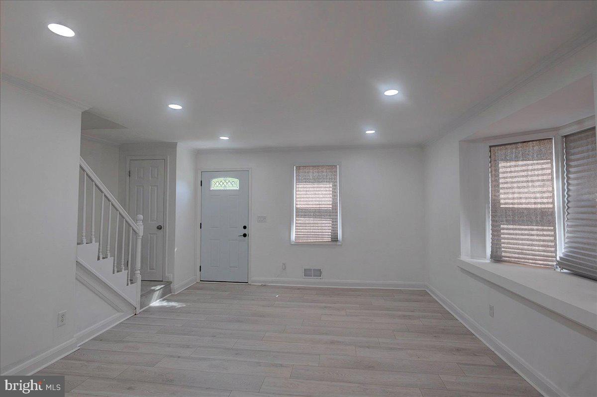 303 CHARTER OAK AVENUE