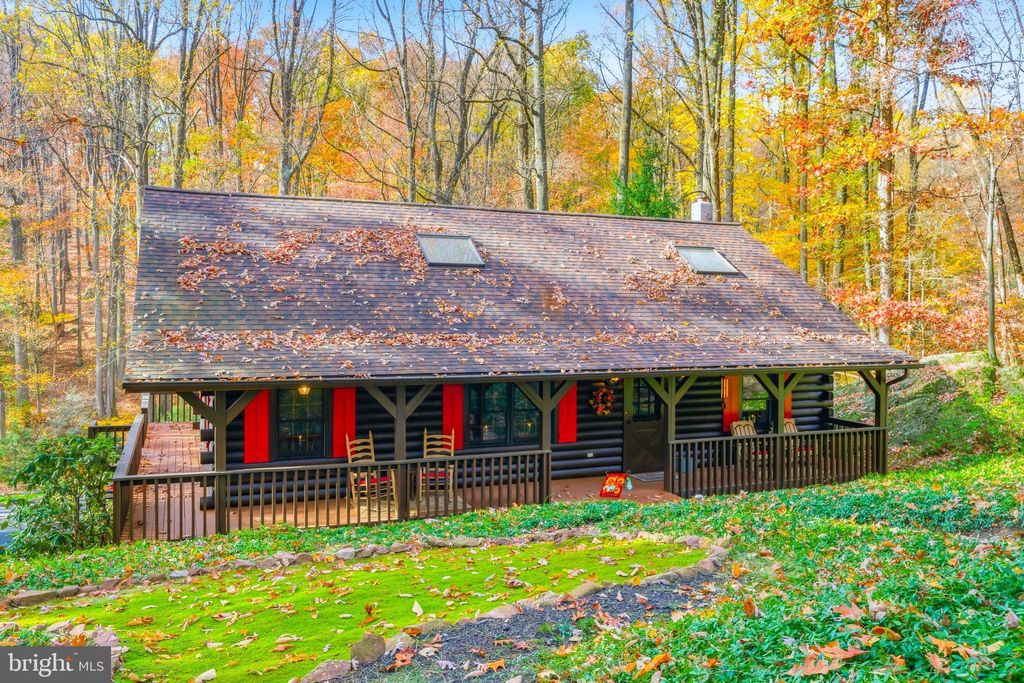 Photo of 85 Fox Road, NEWMANSTOWN, PA 17073 (MLS # PALA2081176)