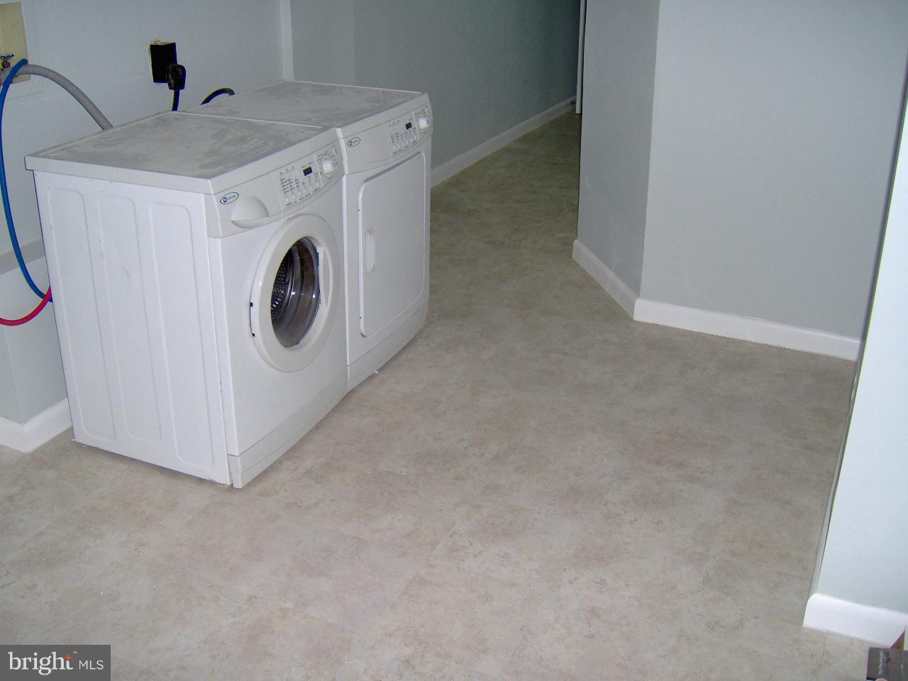 CHANCELLOR GREEN - Residential