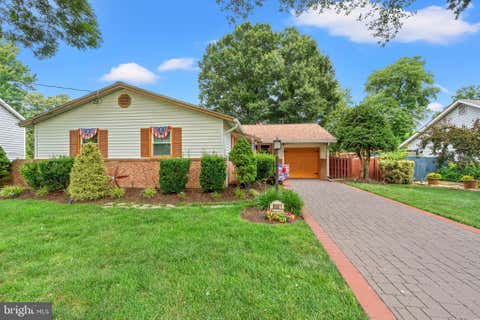 Photo of 8601 Wagon Wheel Road, ALEXANDRIA, VA 22309 (MLS # VAFX2331994)