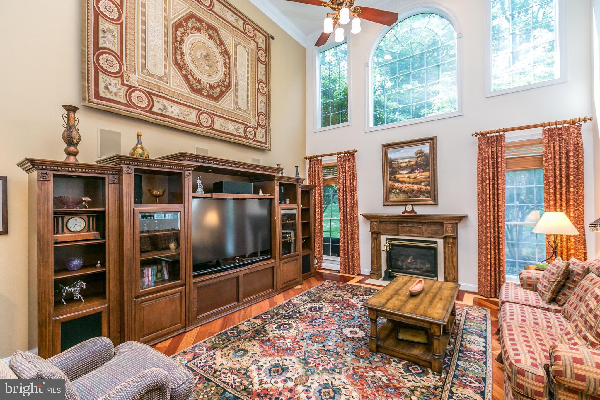 CHESTNUT WOODS - Residential Lease