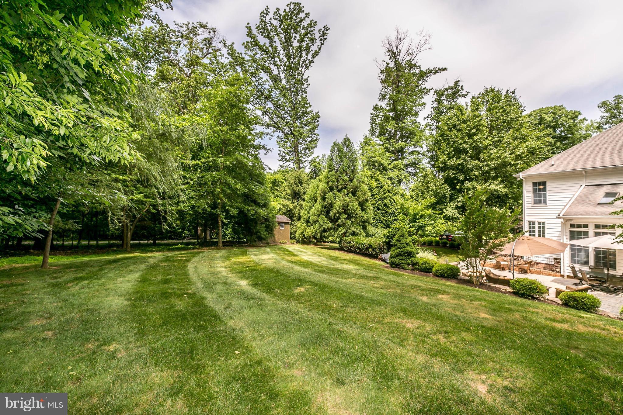 CHESTNUT WOODS - Residential Lease