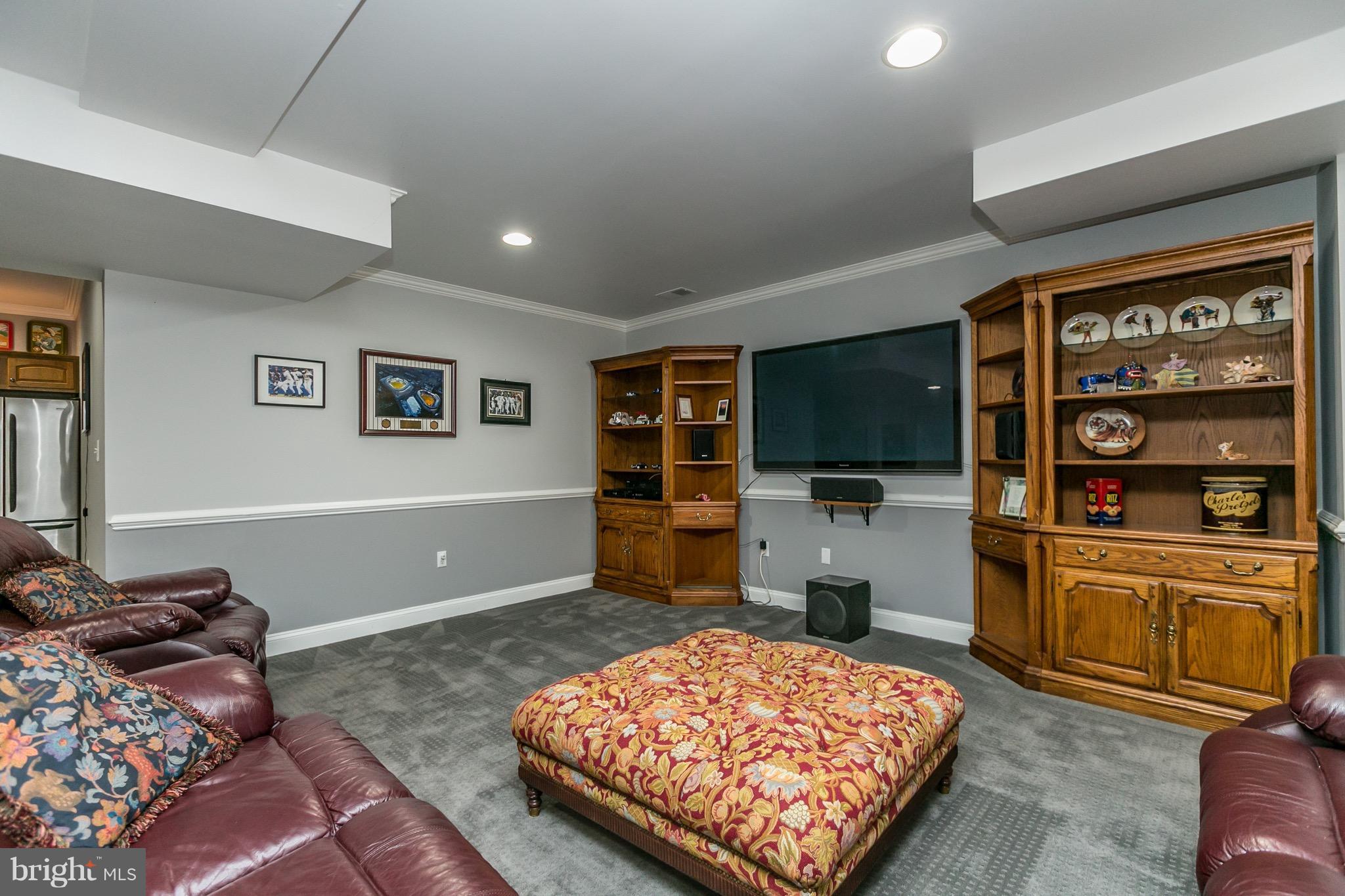 CHESTNUT WOODS - Residential Lease