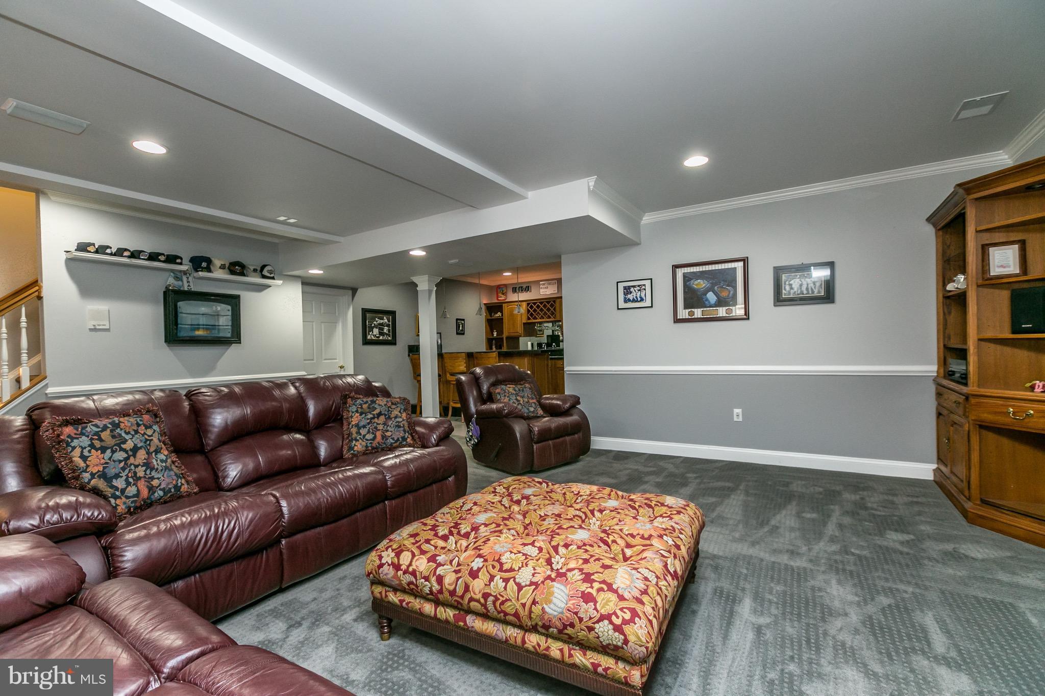 CHESTNUT WOODS - Residential Lease