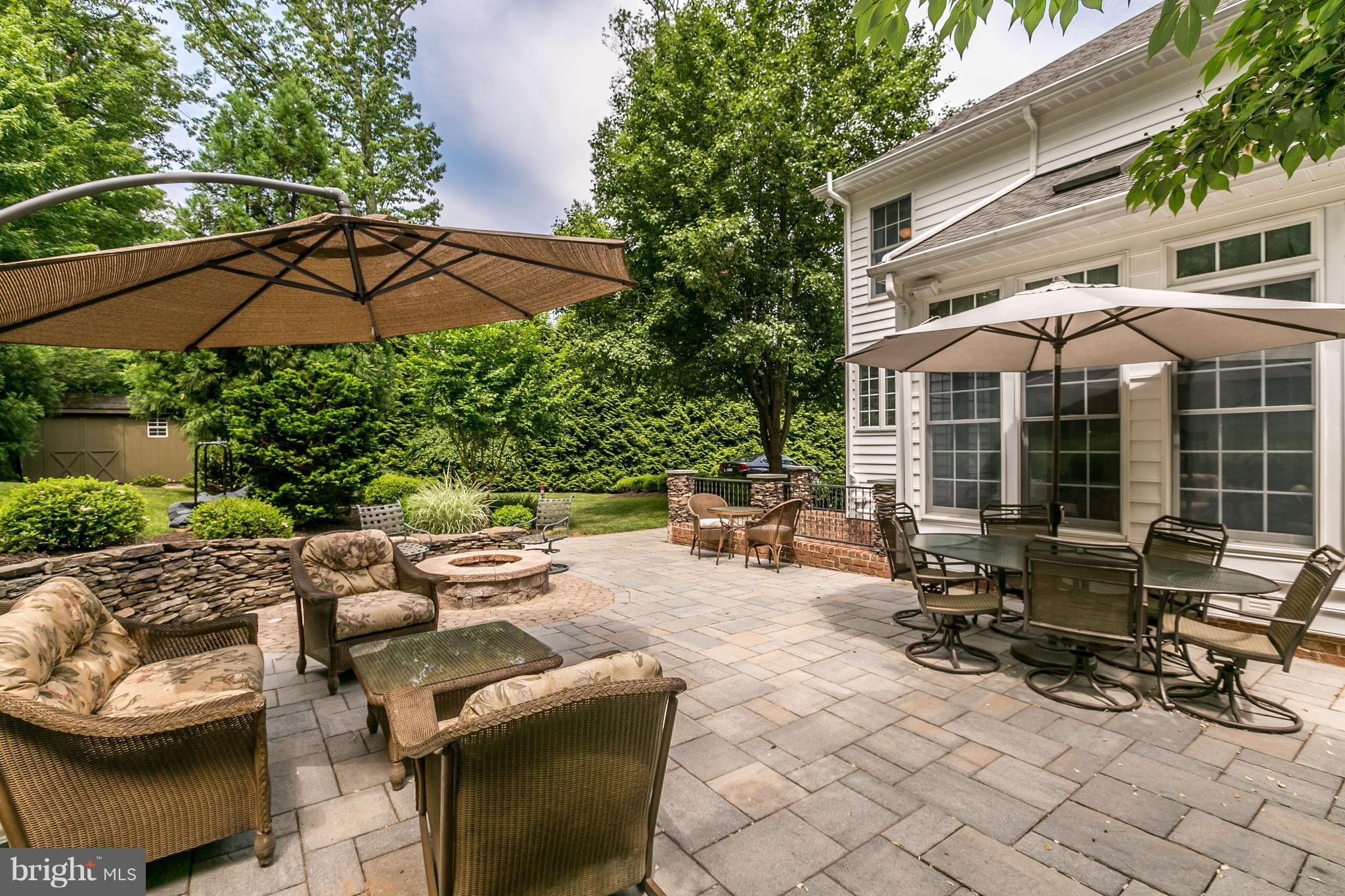 CHESTNUT WOODS - Residential Lease