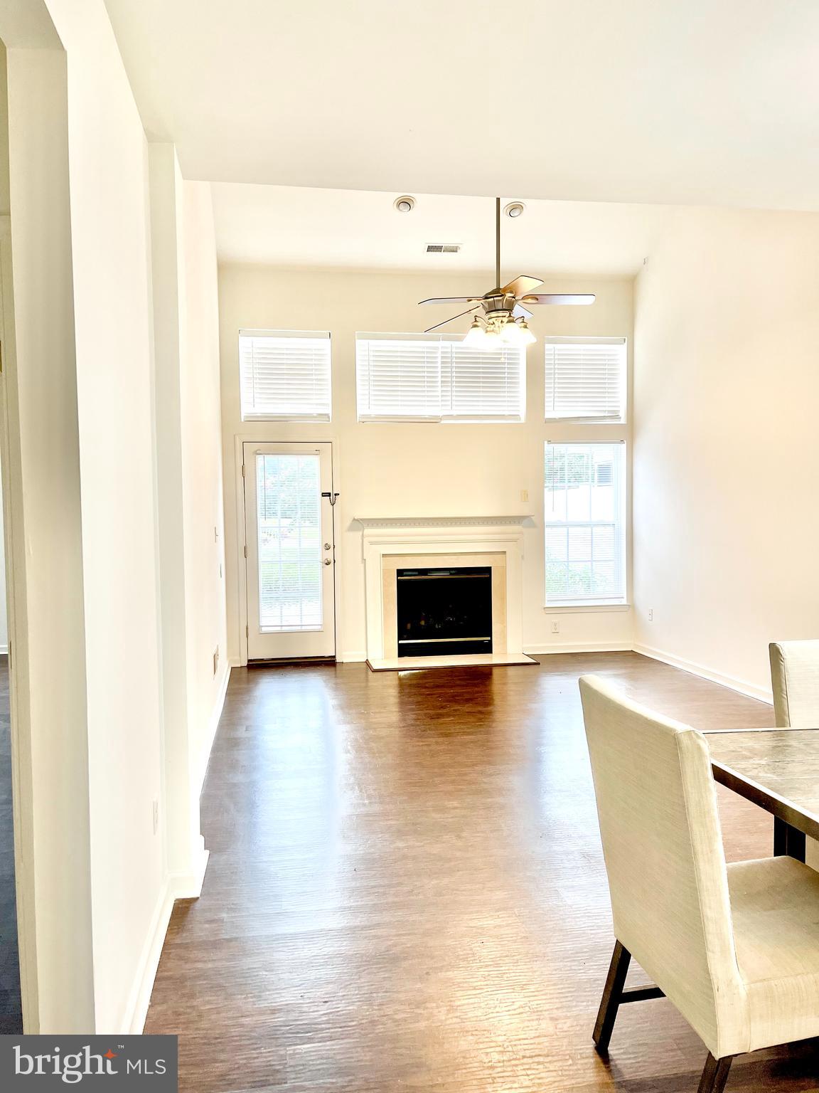 BAY SHORES - Residential