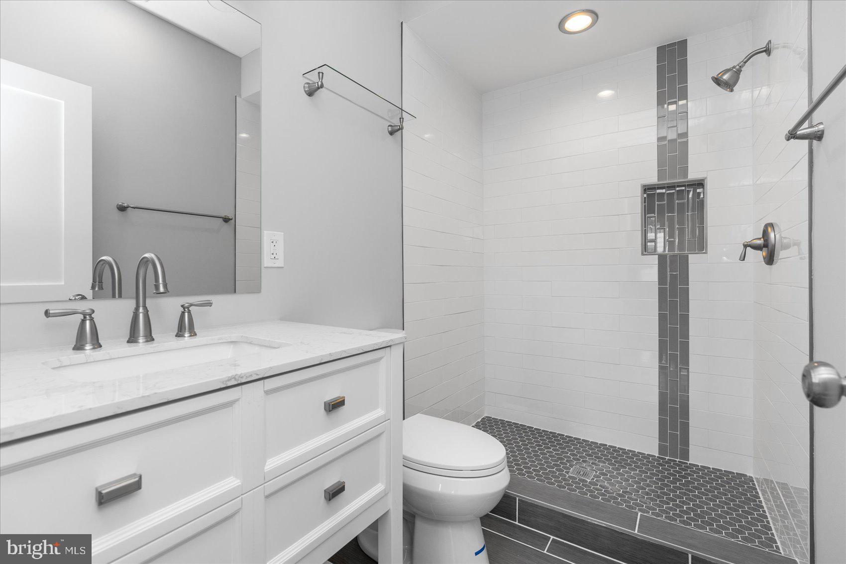 HENDERSON CROSSING - Residential