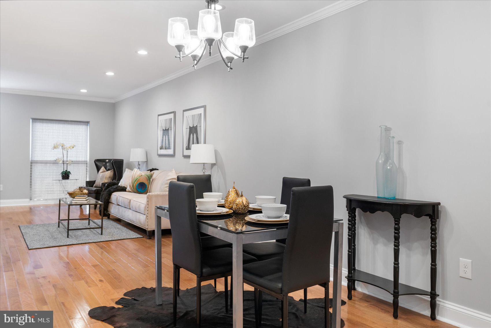 HENDERSON CROSSING - Residential