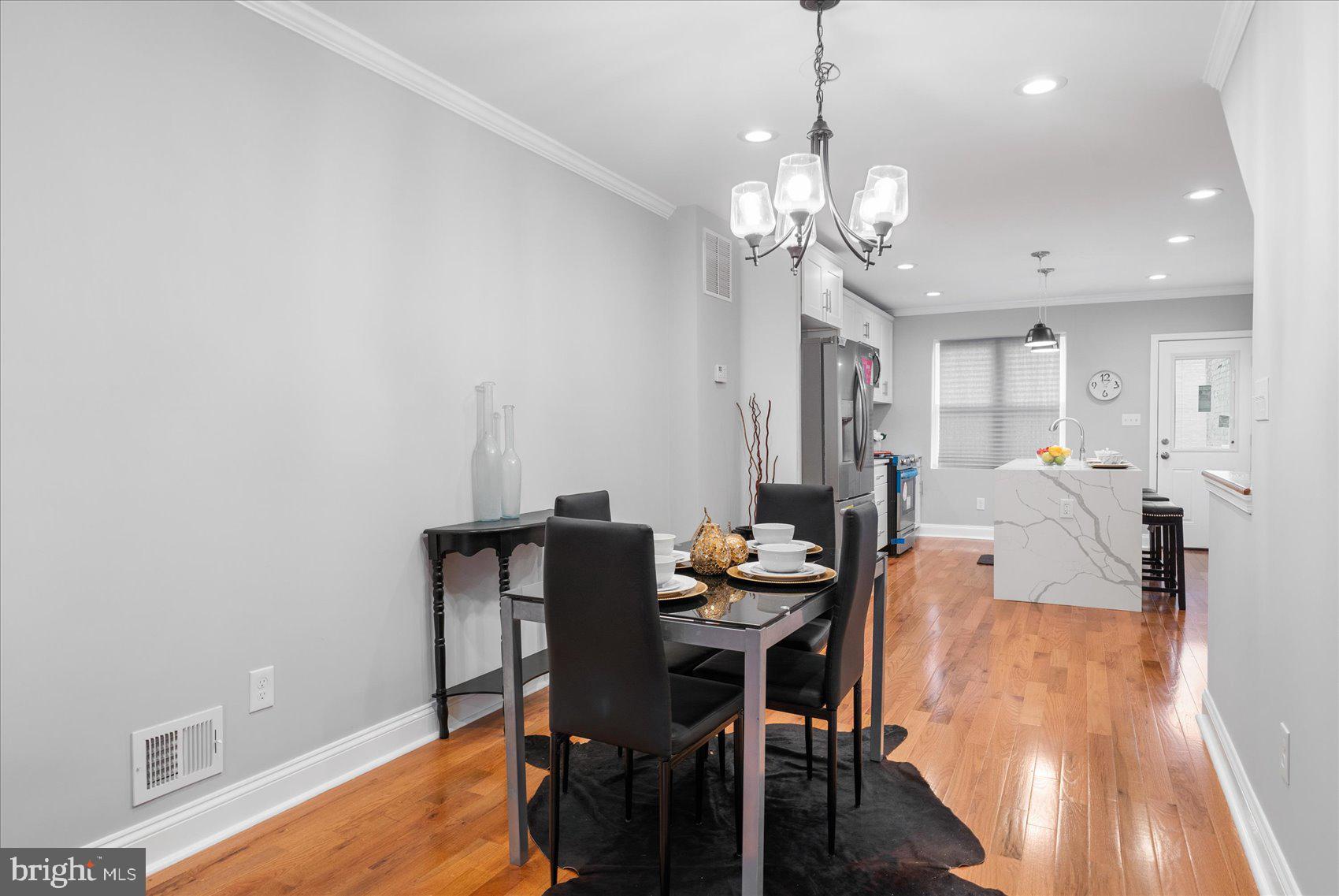 HENDERSON CROSSING - Residential