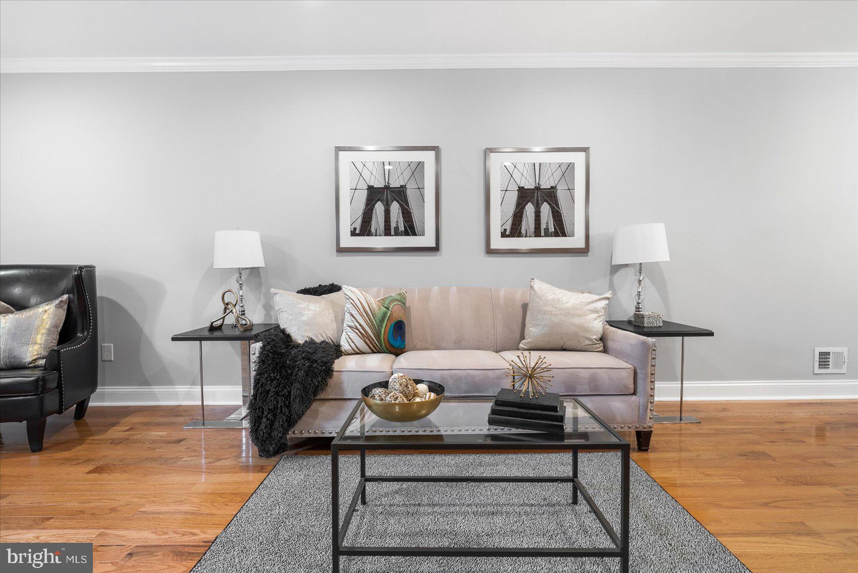 HENDERSON CROSSING - Residential