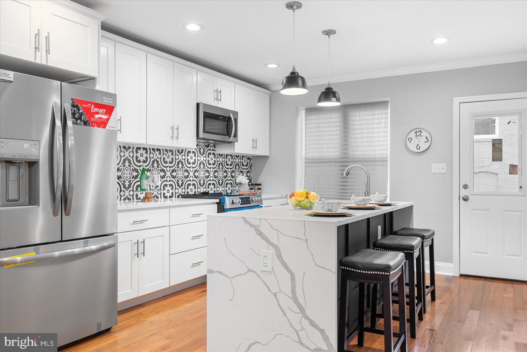 HENDERSON CROSSING - Residential