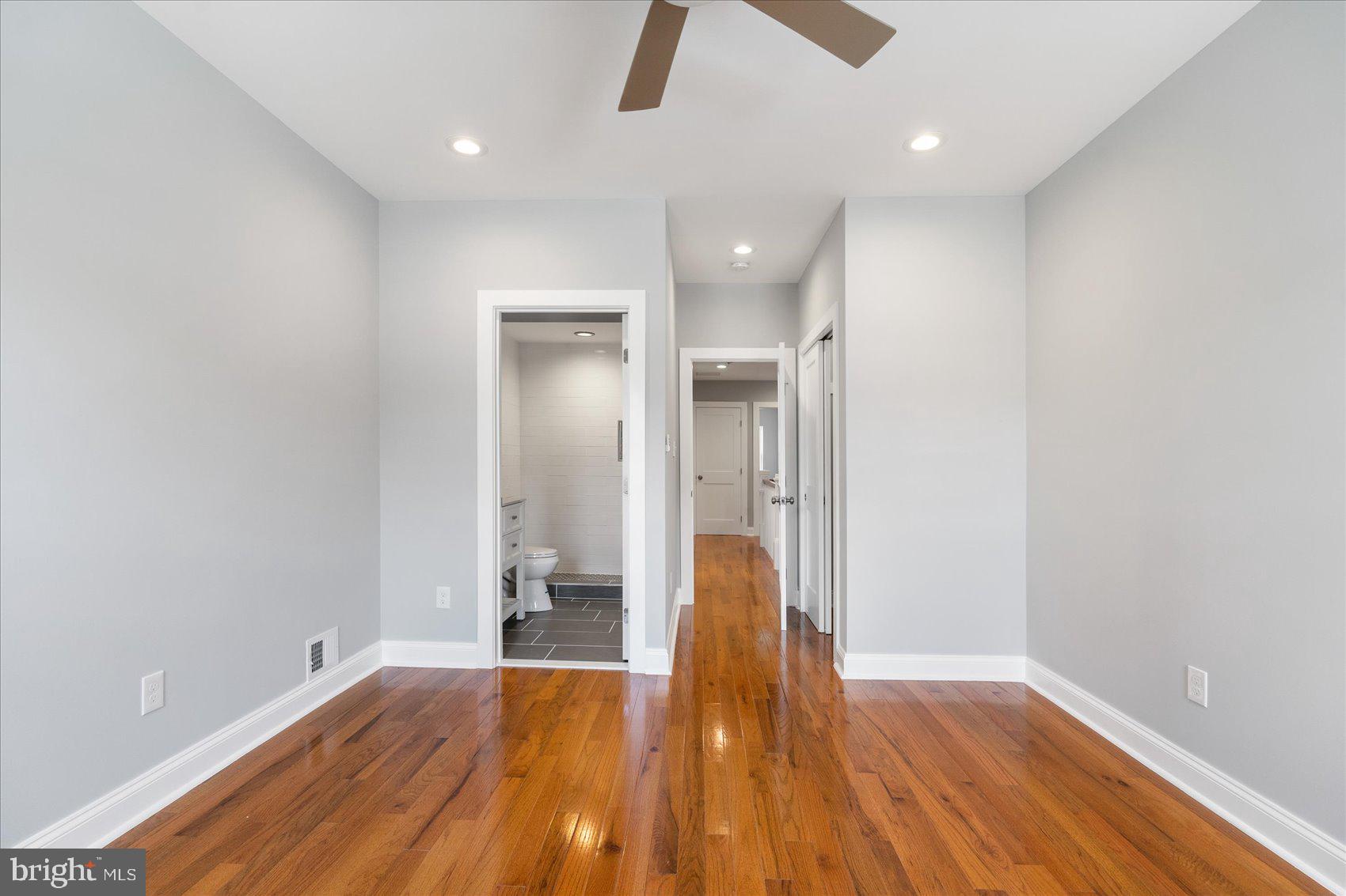 HENDERSON CROSSING - Residential