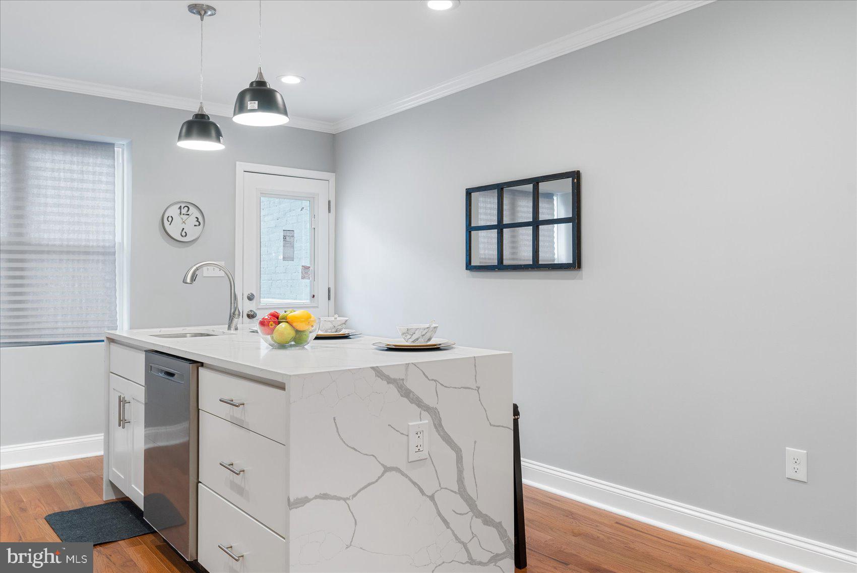 HENDERSON CROSSING - Residential