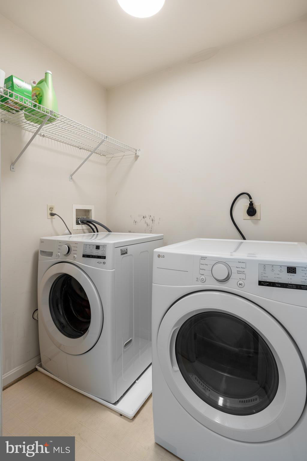 KINGSBROOK - Residential