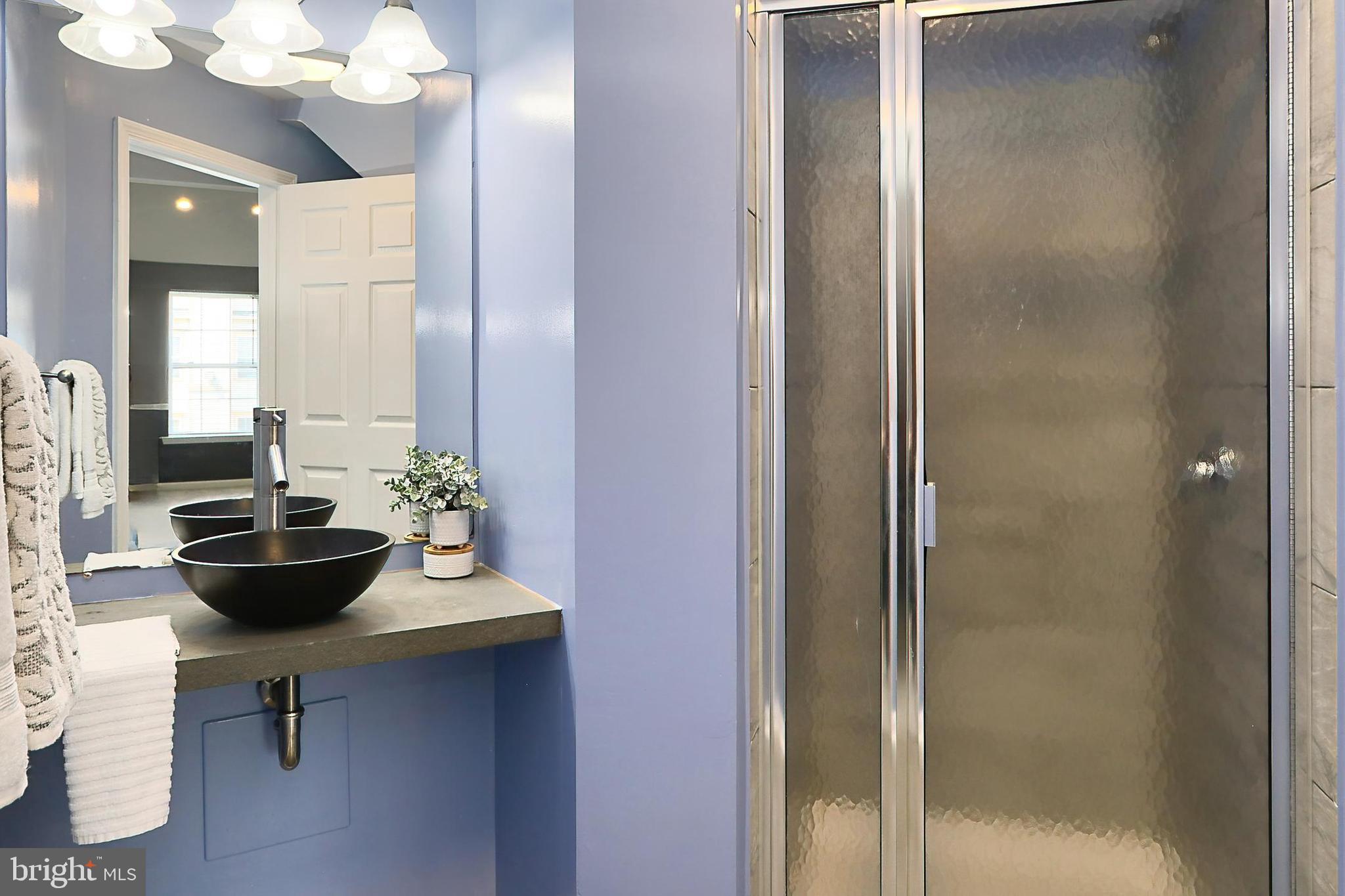 FOUNDERS WALK - Residential