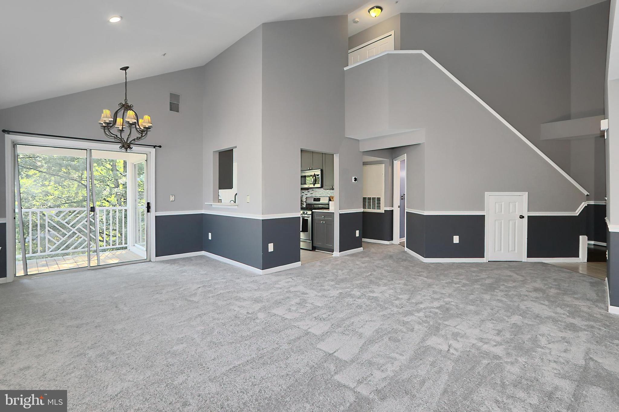 FOUNDERS WALK - Residential