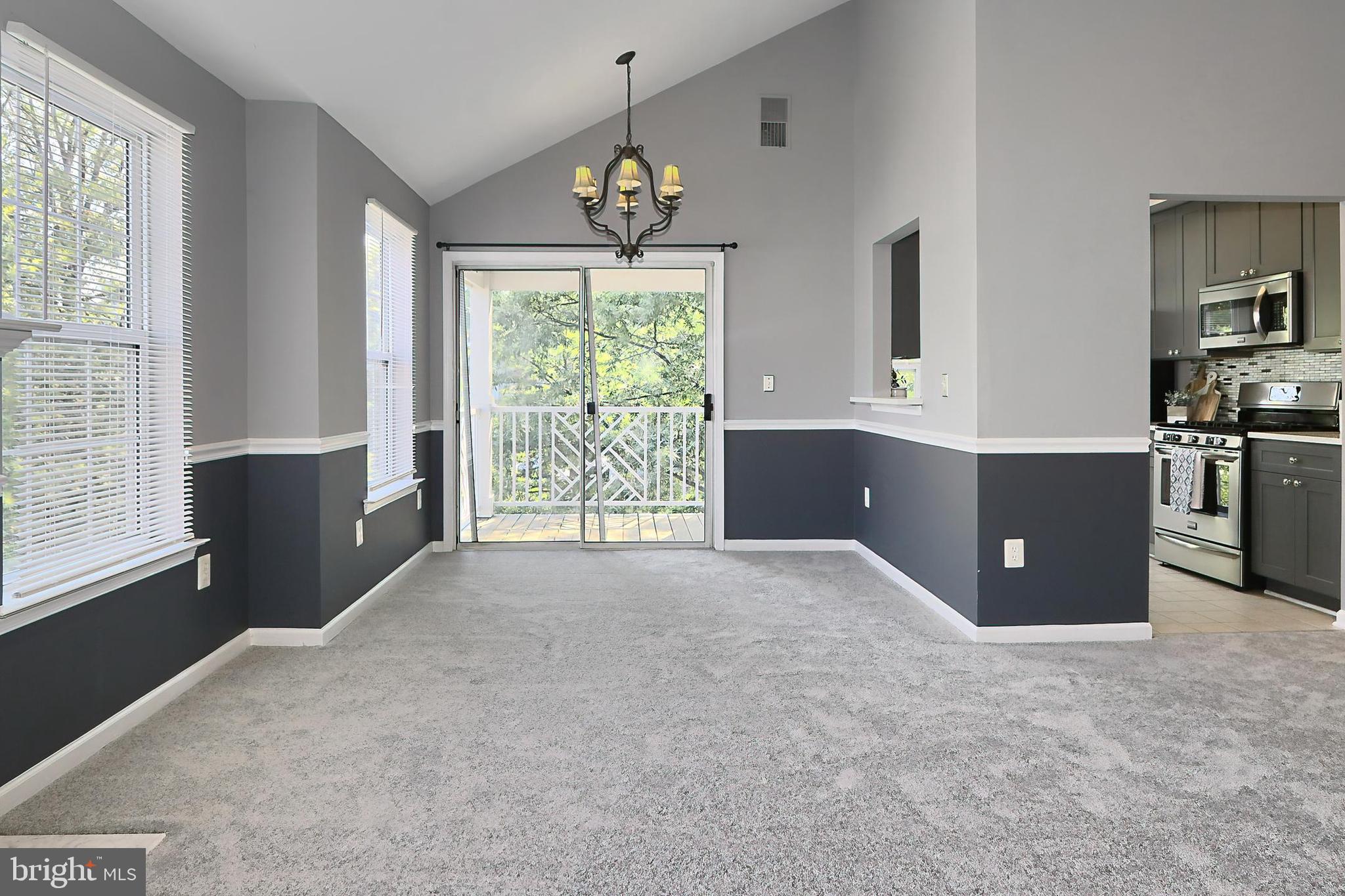 FOUNDERS WALK - Residential