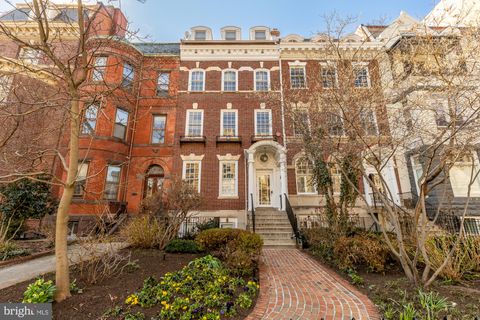 Photo of 1704 16th Street NW #5, WASHINGTON, DC 20009 (MLS # DCDC2251524)