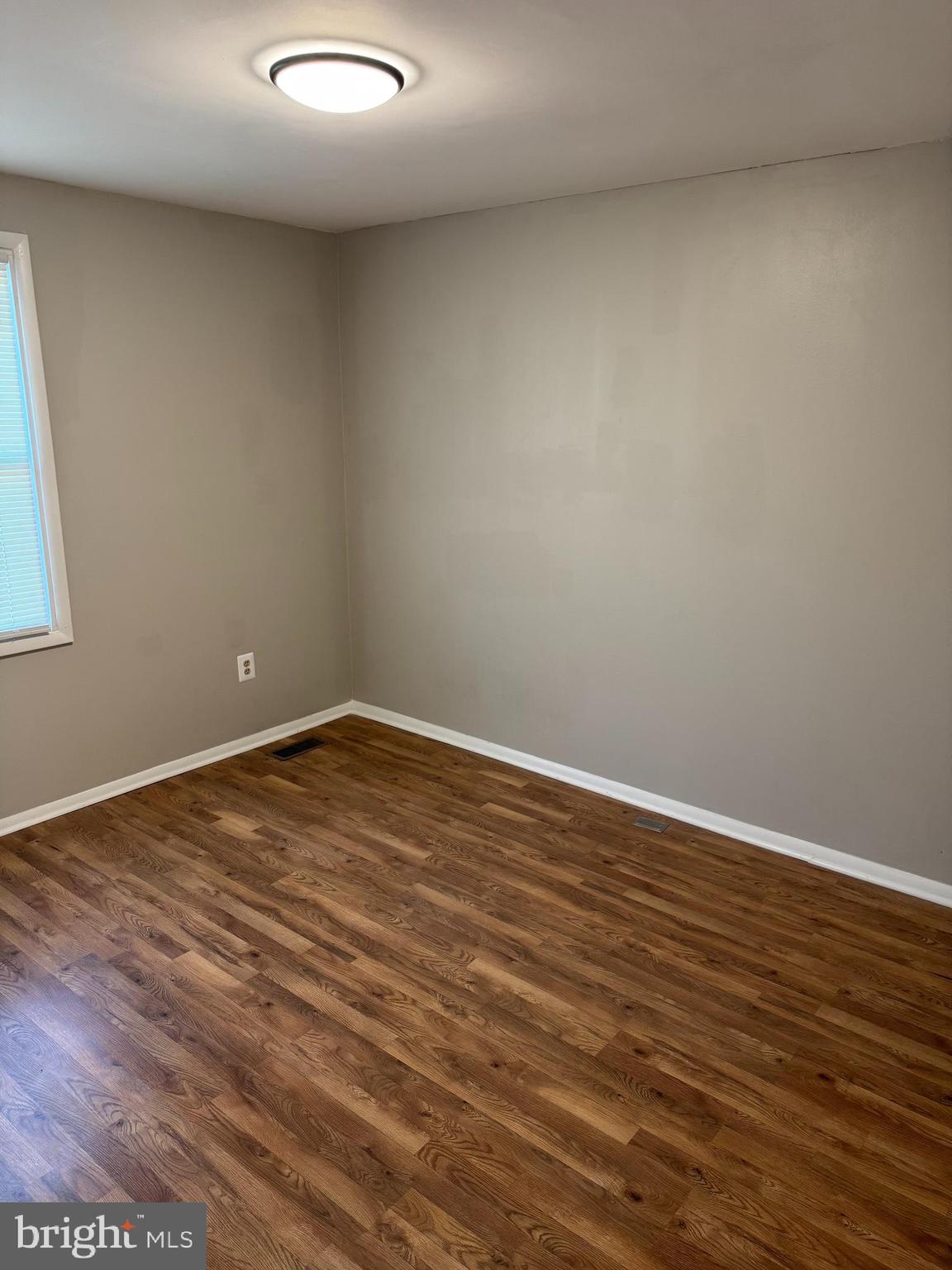 HERITAGE ESTATES - Residential Lease